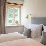Hazelnut House - Luxembourg's Secret Small Girsterklaus