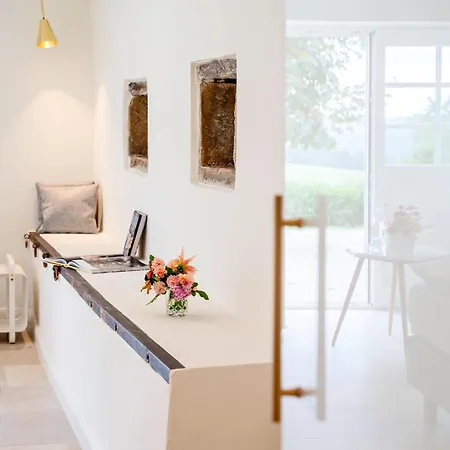 Hazelnut House - Luxembourg's Secret Small * Girsterklaus